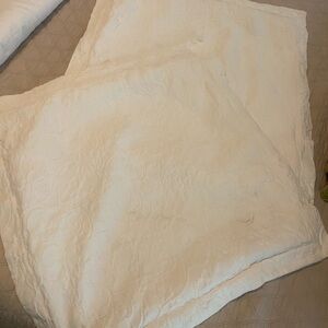 Pottery barn bedding 2 square white pillow shams for large pillows